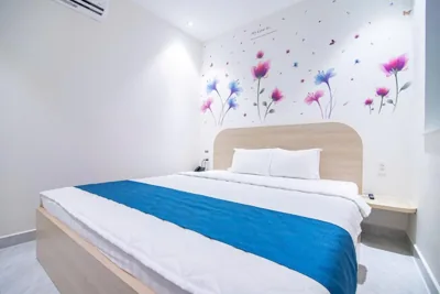 高级双人房 — Bin Bin Hotel 14 Near Vstar School D7